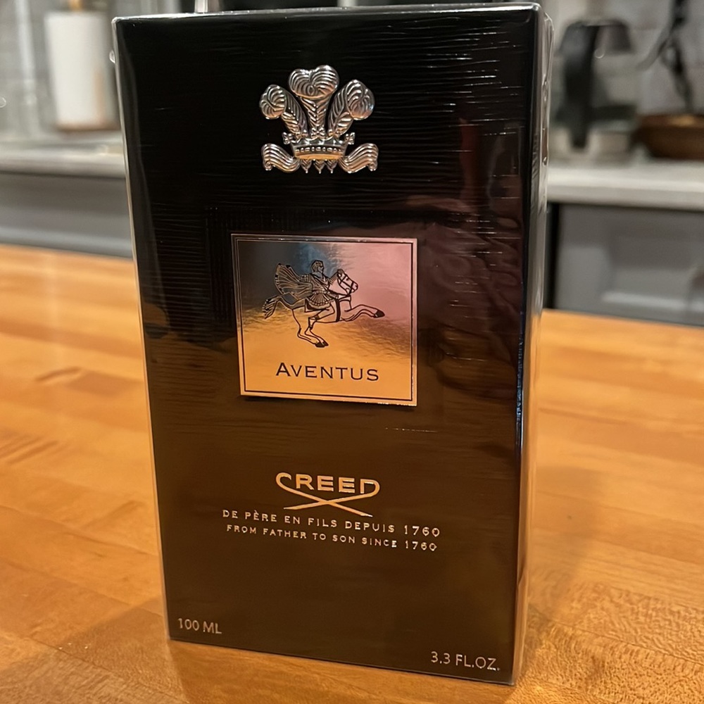 Creed Aventus Eau de Parfum 3.3 fl oz / 100 ml / 3.4 fl oz